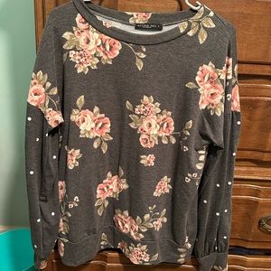 Floral w Polka Dot Sleeves Pullover Sweatshirt